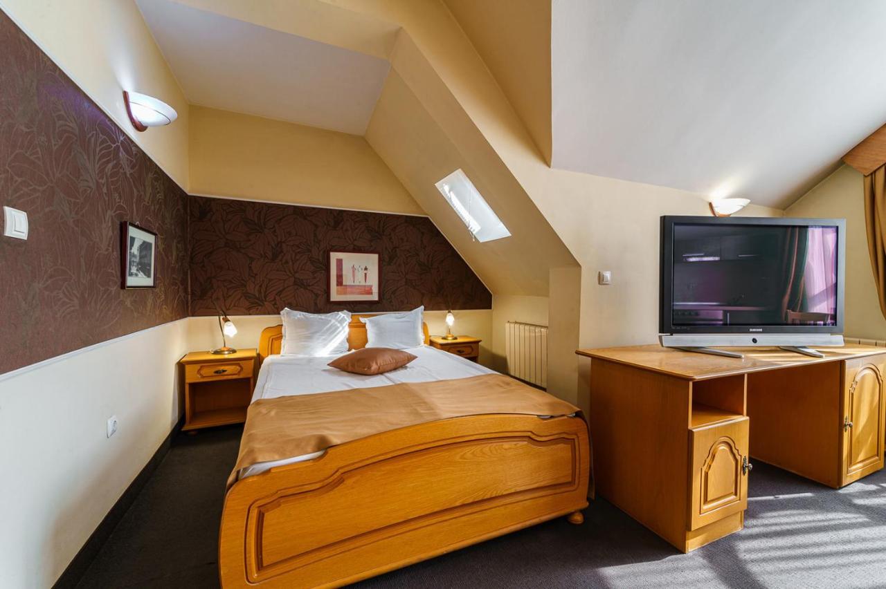 Hotel Avion - Self Check In Plovdiv Eksteriør billede